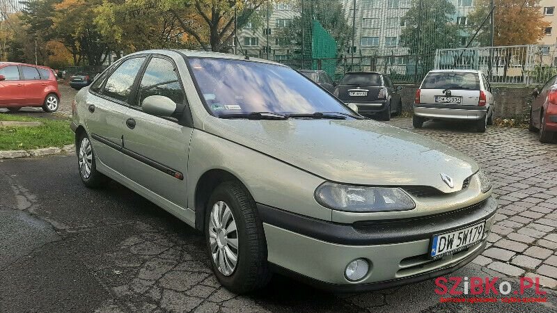 1999' Renault Laguna photo #2