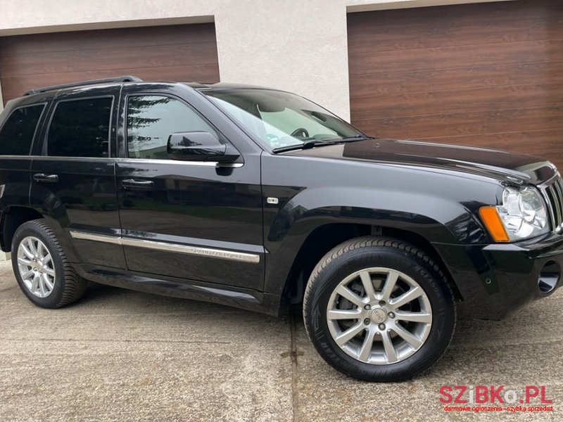 2007' Jeep Grand Cherokee photo #3