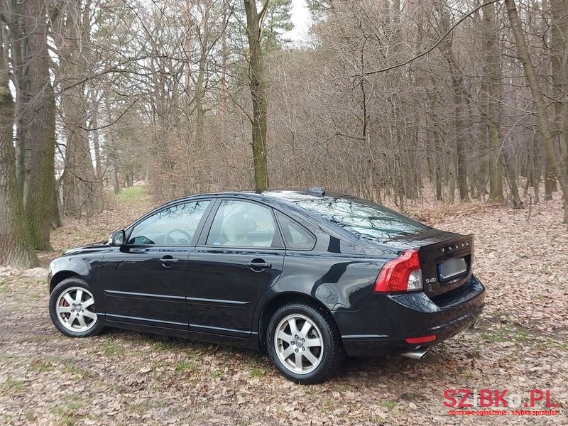 2011' Volvo S40 photo #4