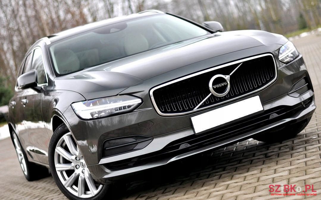 2017' Volvo V90 photo #1