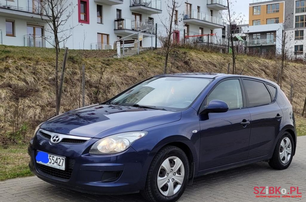 2010' Hyundai i30 photo #1
