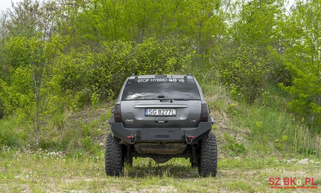 2002' Jeep Grand Cherokee photo #3