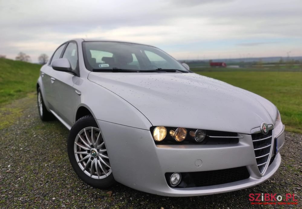 2005' Alfa Romeo 159 1.9Jts Impression photo #2