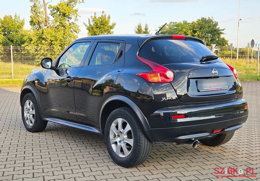 2011' Nissan Juke 1.6 T Tekna photo #2