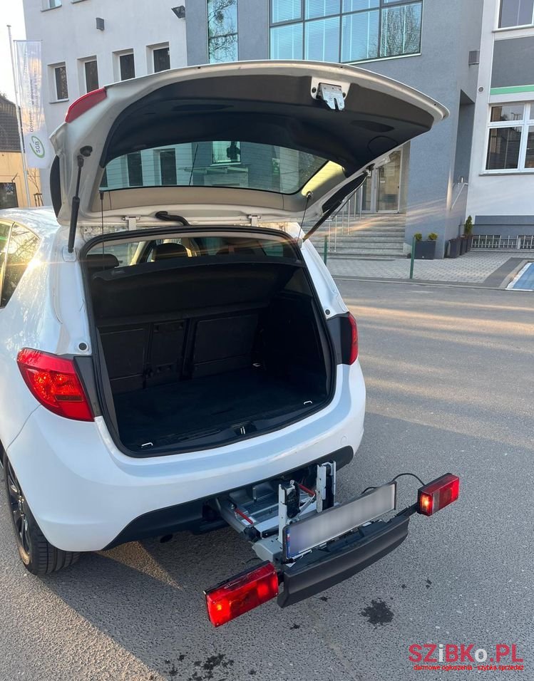 2011' Opel Meriva 1.7 Cdti Edition photo #5