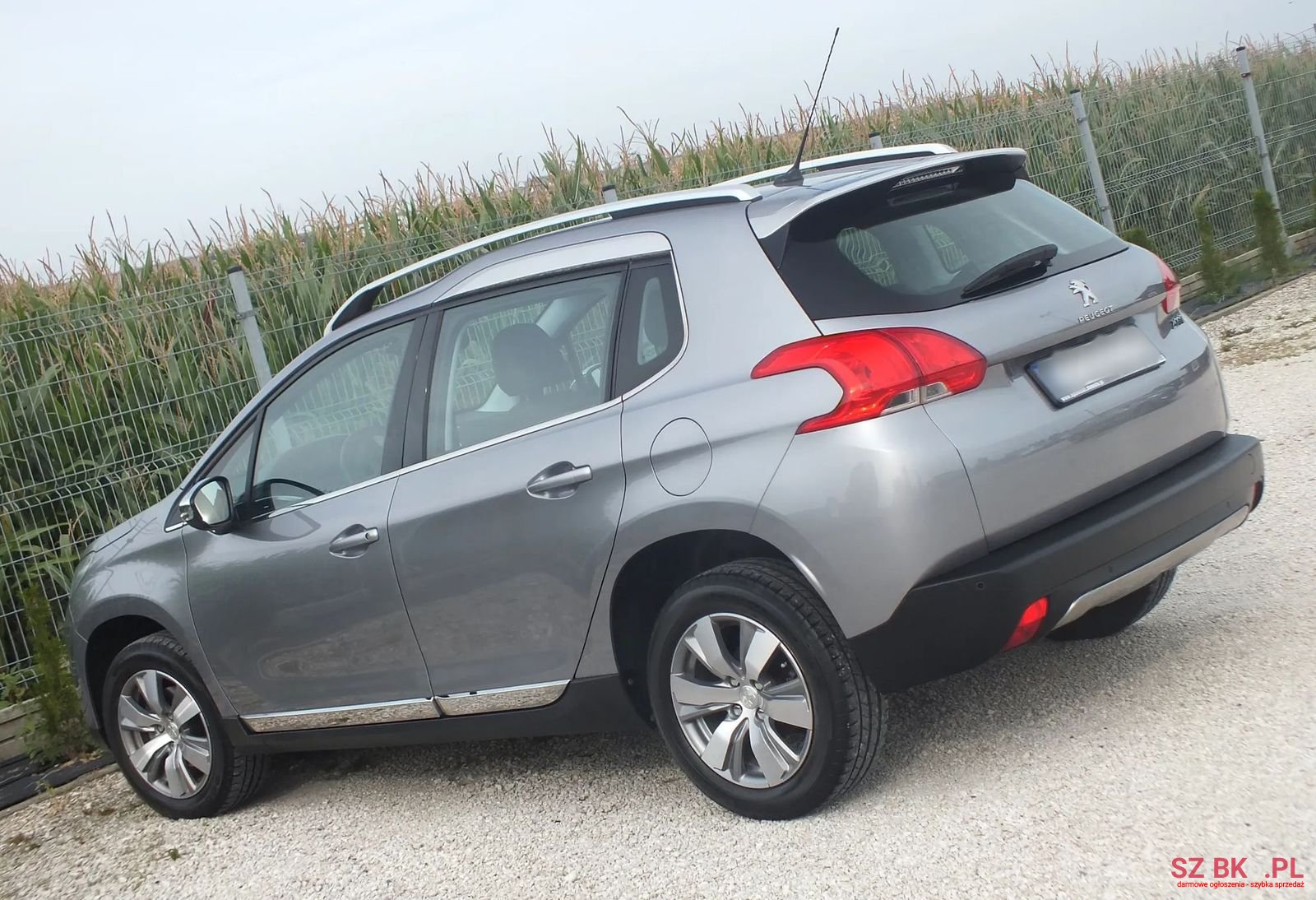 2014' Peugeot 2008 photo #3