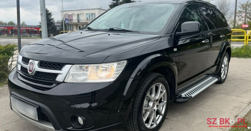 2014' Fiat Freemont photo #1