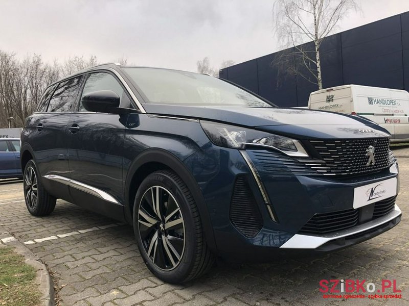 2022' Peugeot 5008 photo #4