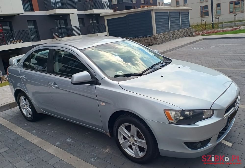 2010' Mitsubishi Lancer 1.5 Invite photo #1