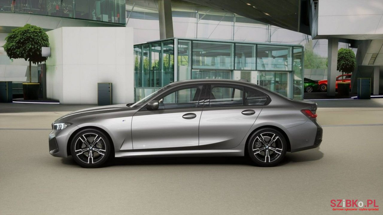 2023' BMW 3 Series photo #2