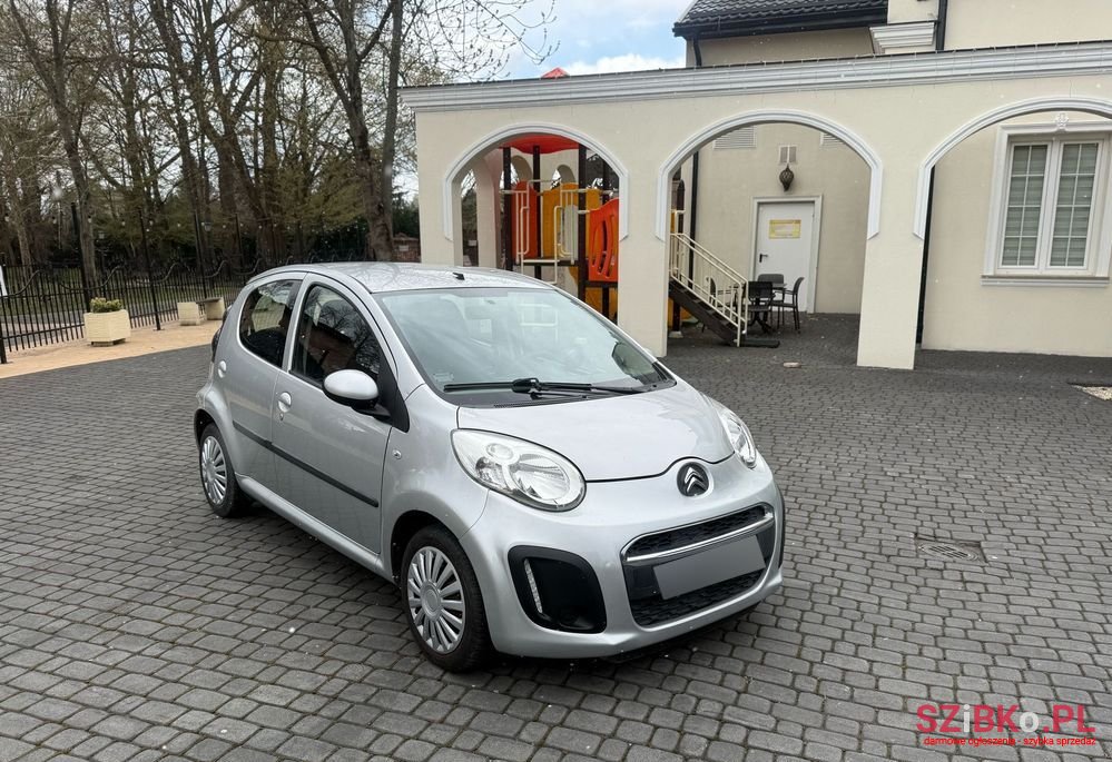 2012' Citroen C1 1.0 Advance photo #2