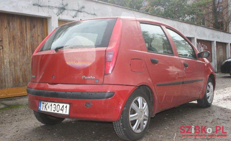 2000' Fiat Punto photo #2