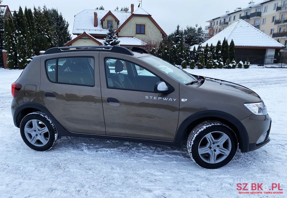 2018' Dacia Sandero Stepway photo #3