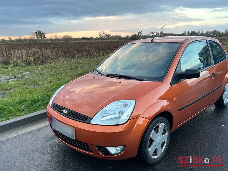 2003' Ford Fiesta 1.4 Ambiente photo #1
