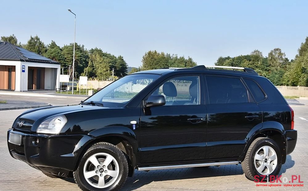 2009' Hyundai Tucson photo #3