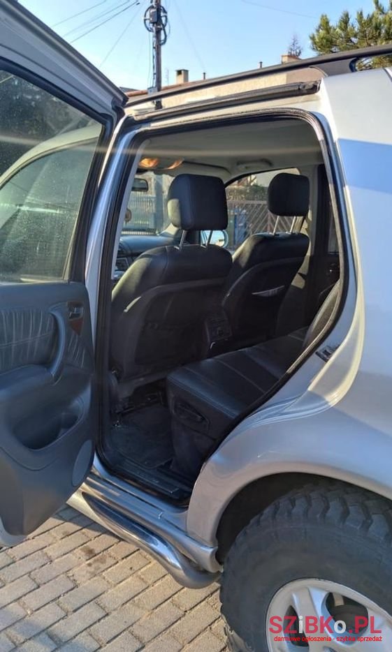 2003' Mercedes-Benz Ml photo #3