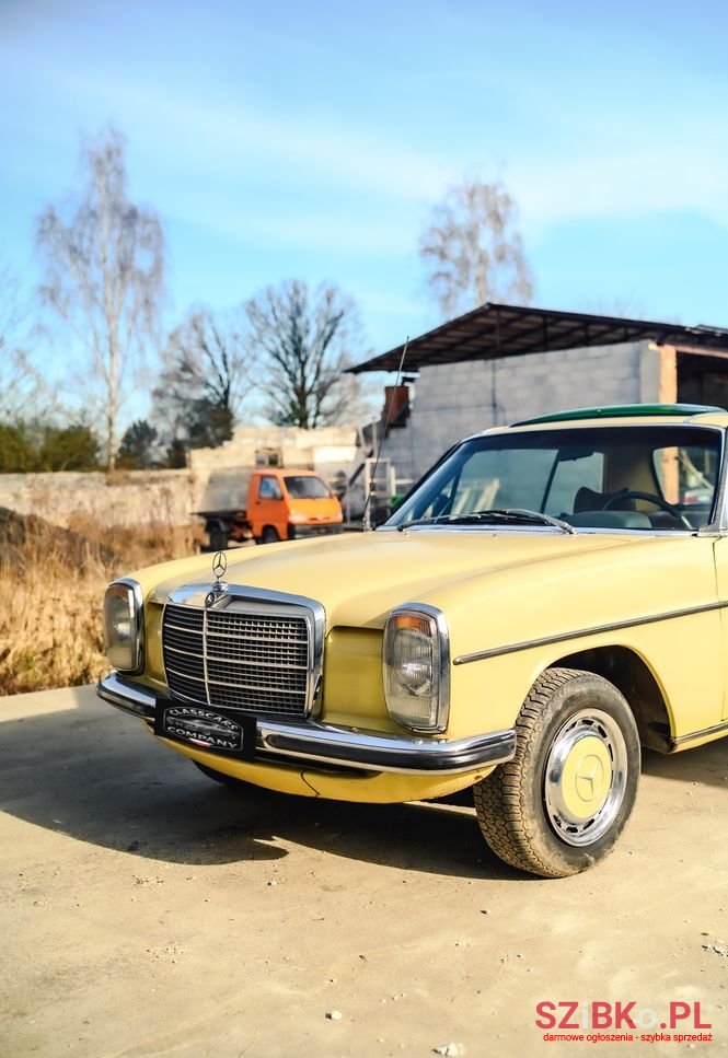 1975' Mercedes-Benz 250C photo #4