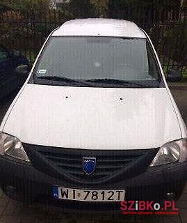 2009' Dacia Logan photo #1