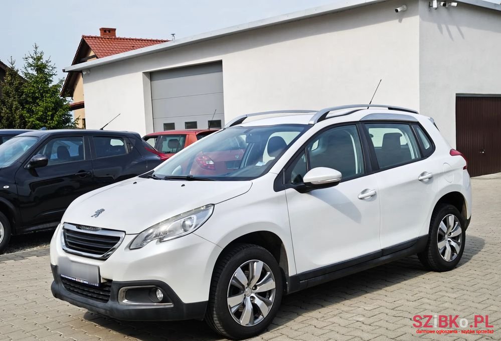 2013' Peugeot 2008 120 Vti Active photo #6