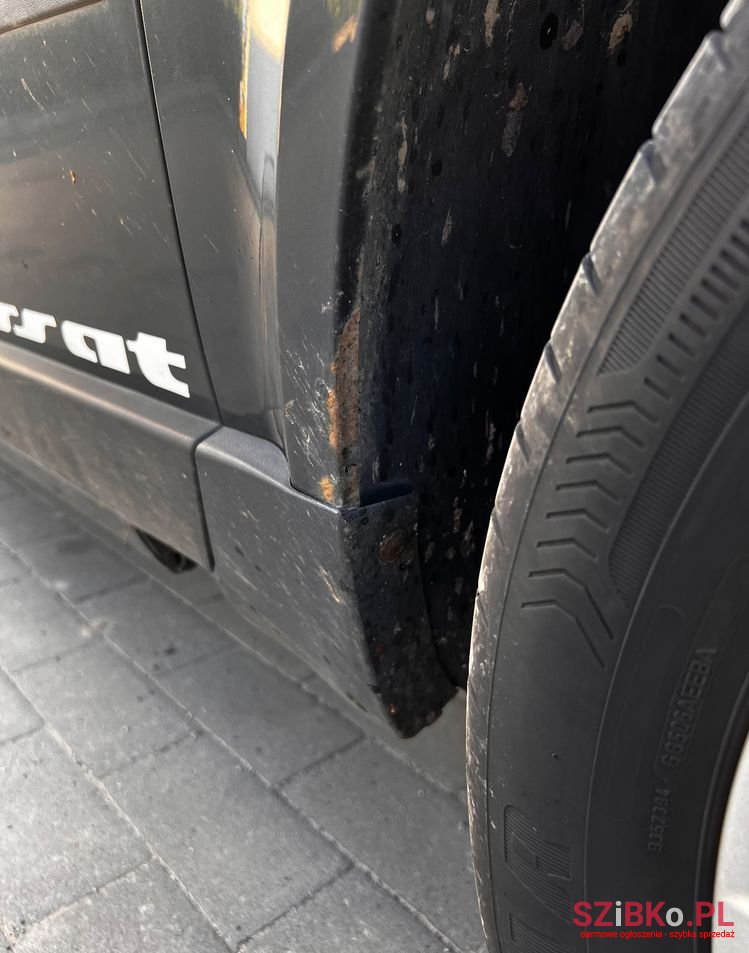 2002' Volkswagen Passat 1.6 Basis photo #5