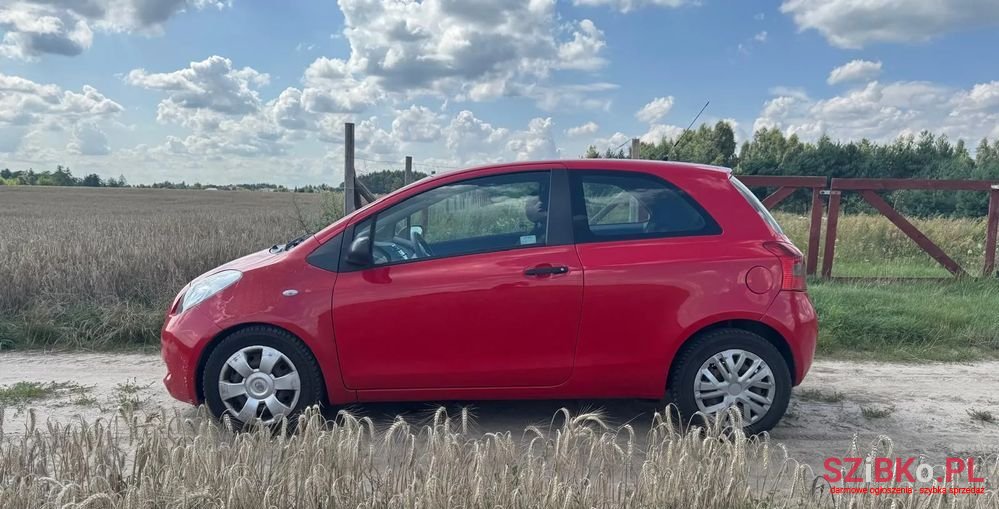 2007' Toyota Yaris 1.3 Luna photo #6