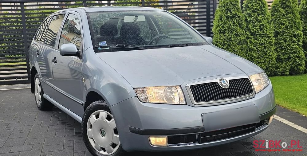 2002' Skoda Fabia 1.4 16V Classic photo #3