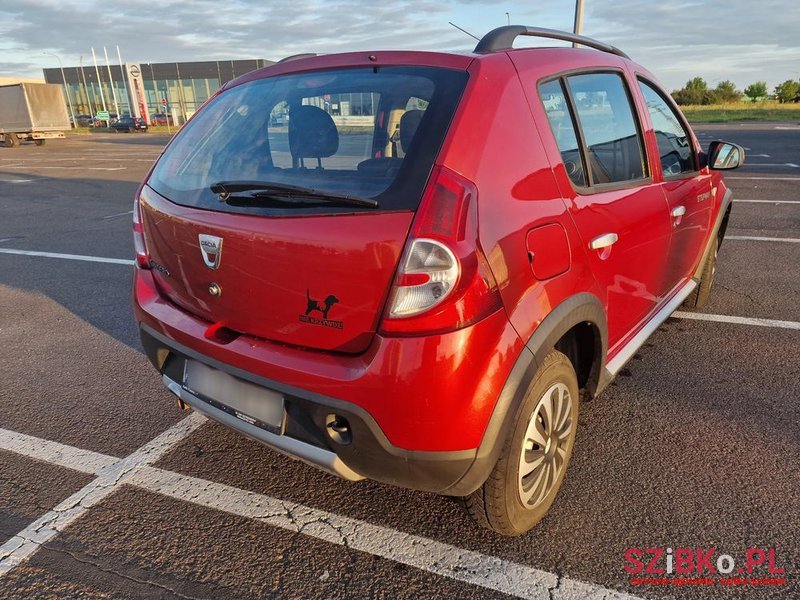 2012' Dacia Sandero Stepway 1.6 photo #6