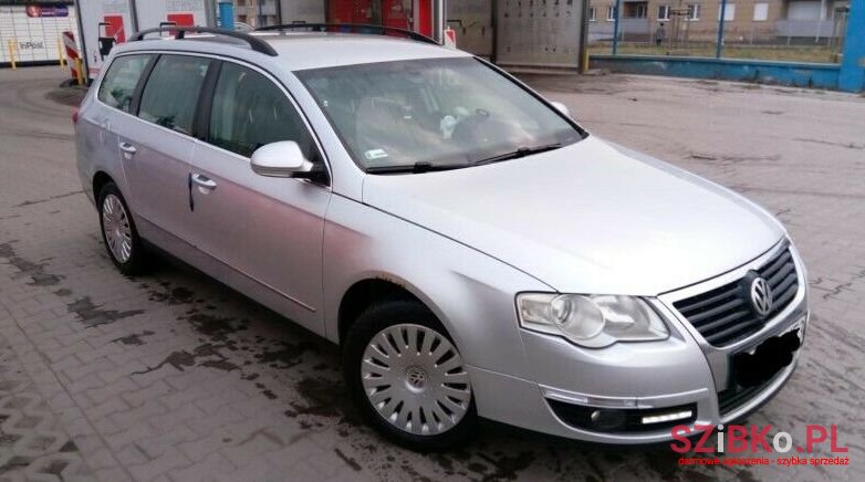 2005' Volkswagen Passat photo #1