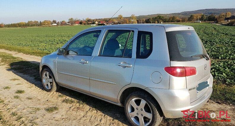 2004' Mazda photo #1