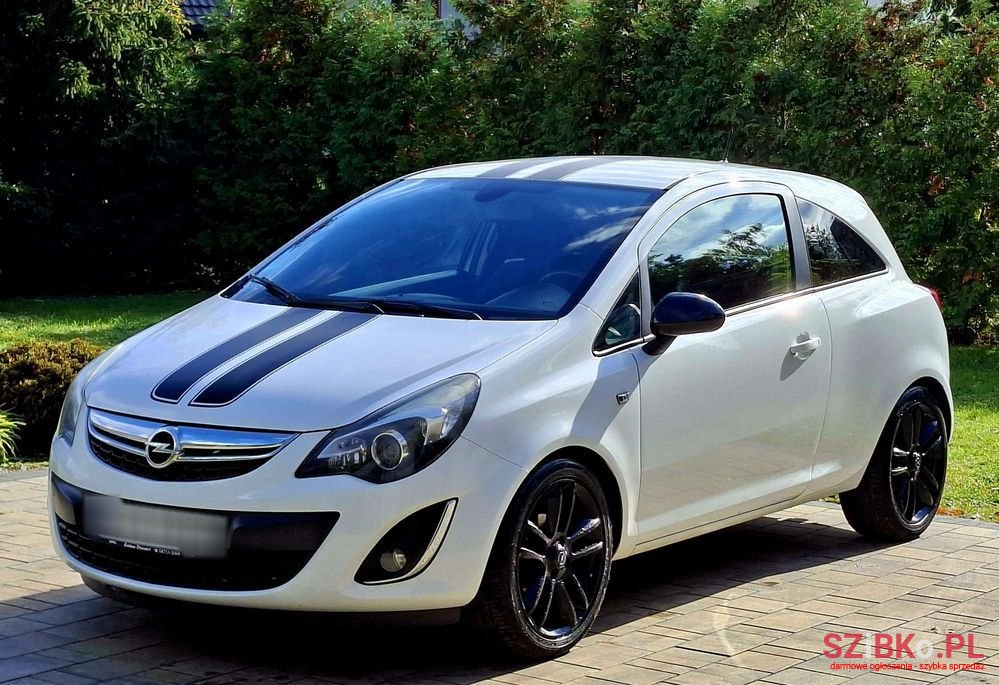 2011' Opel Corsa 1.4 16V Innovation photo #1