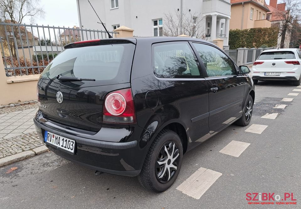 2006' Volkswagen Polo photo #3