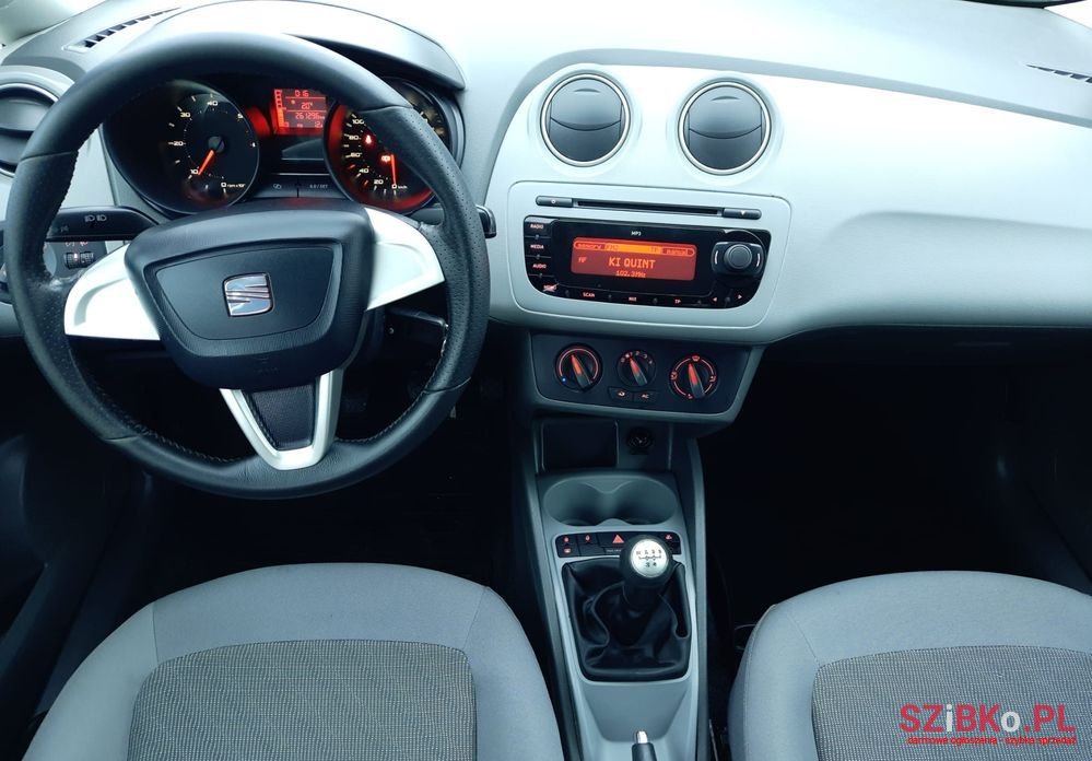 2008' SEAT Ibiza 1.9 Tdi Style photo #6