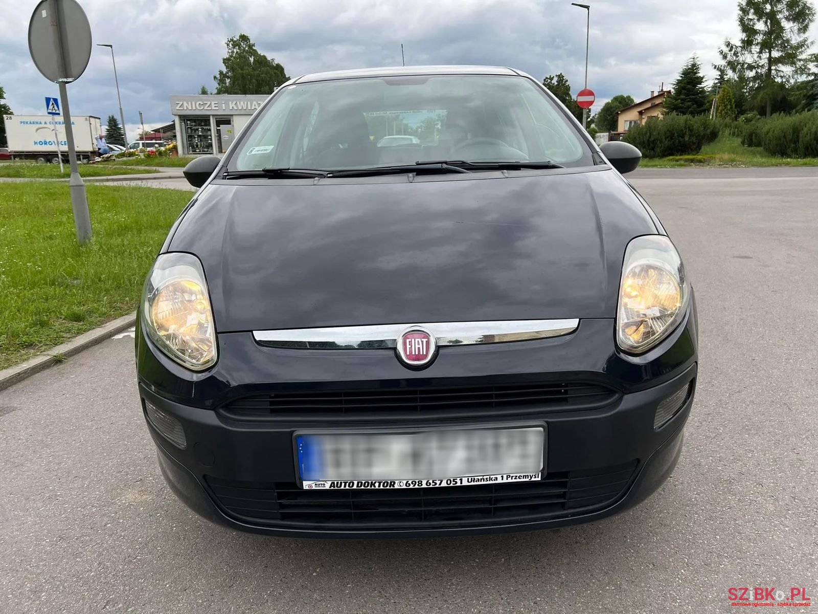 2009' Fiat Punto Evo photo #2