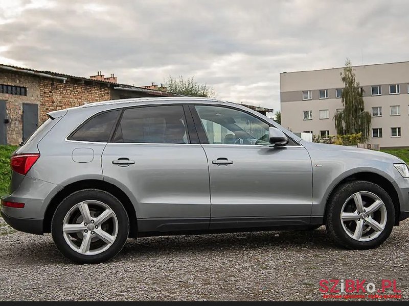 2011' Audi Q5 photo #5