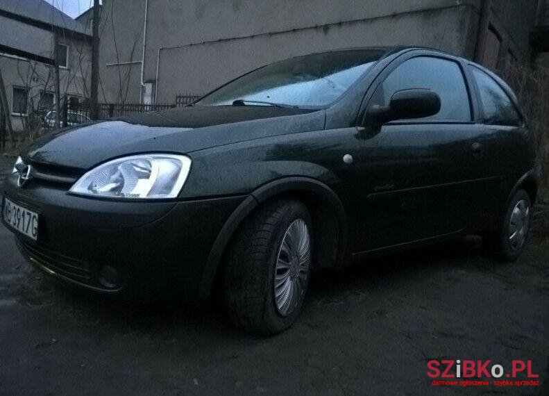 2001' Opel Corsa photo #1