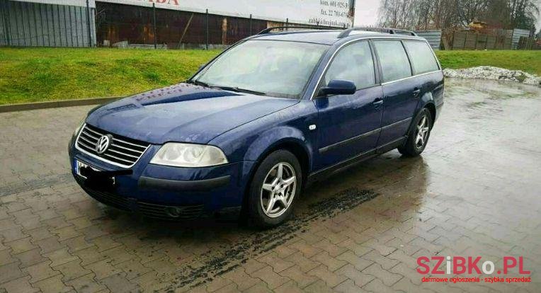 2003' Volkswagen Passat photo #1