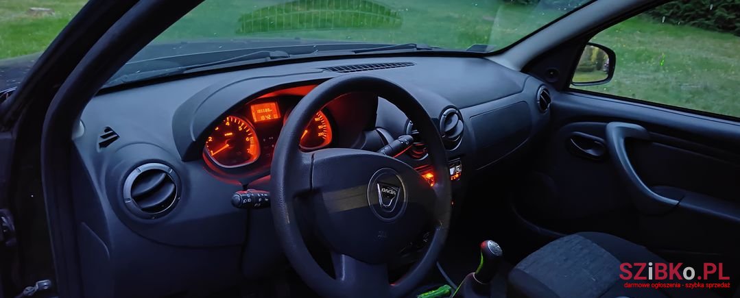 2013' Dacia Duster photo #2