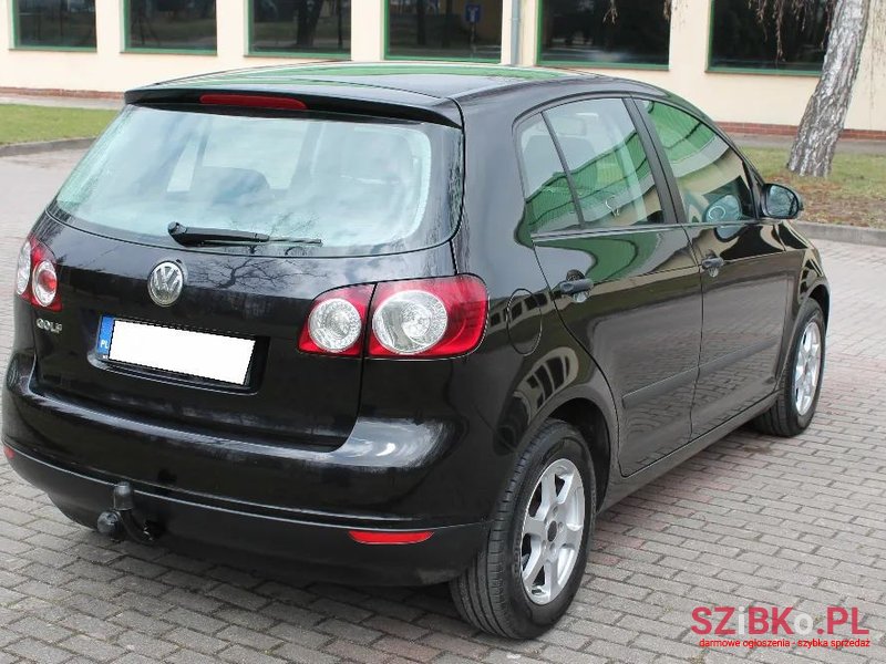 2005' Volkswagen Golf Plus photo #6