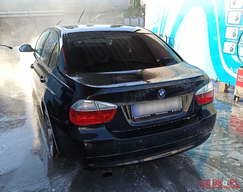 2006' BMW 3 Series photo #6