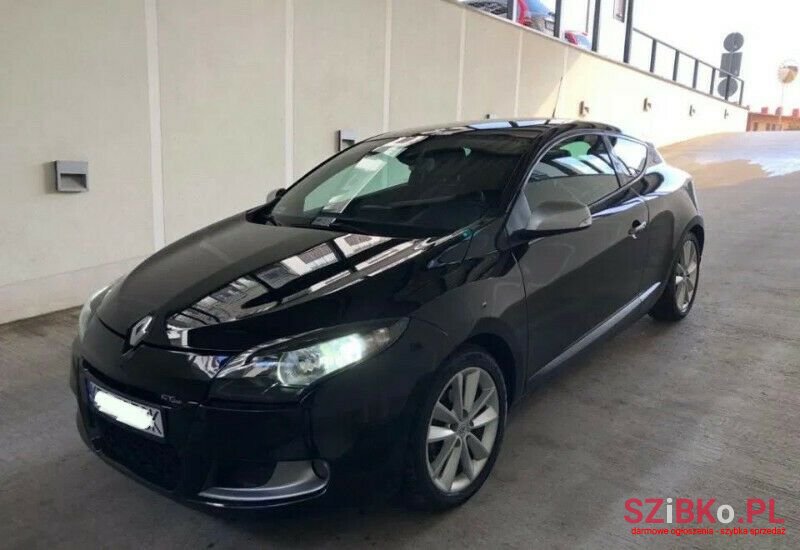 2010' Renault Megane photo #1