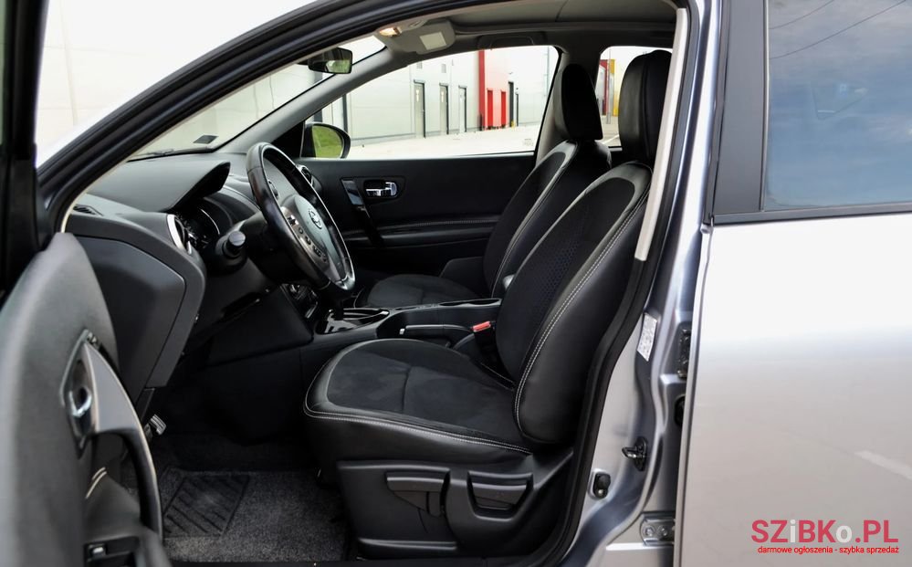 2013' Nissan Qashqai 1.6 360 Cvt photo #6