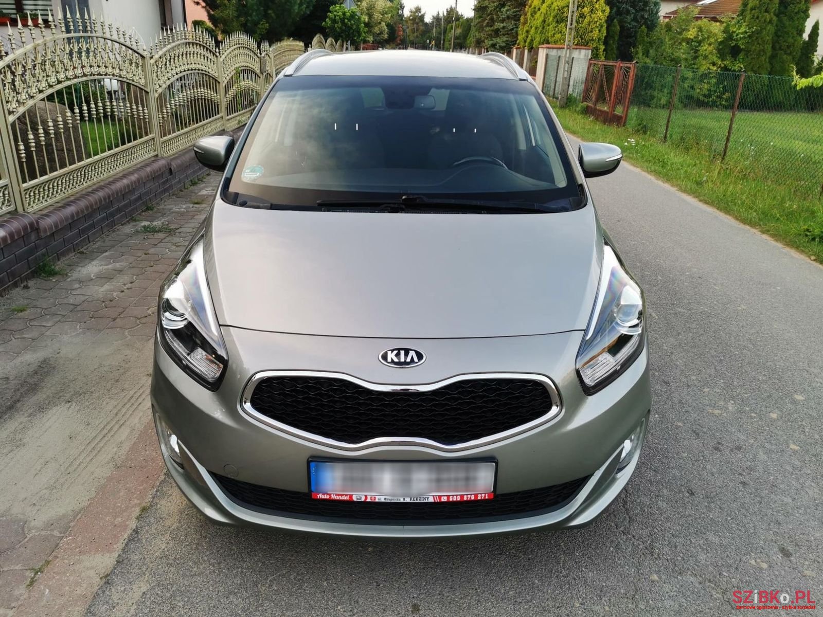 2014' Kia Carens photo #3