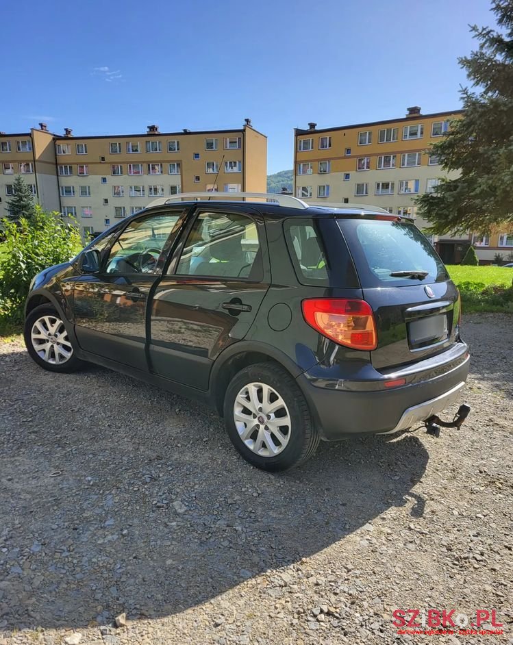 2011' Fiat Sedici photo #5