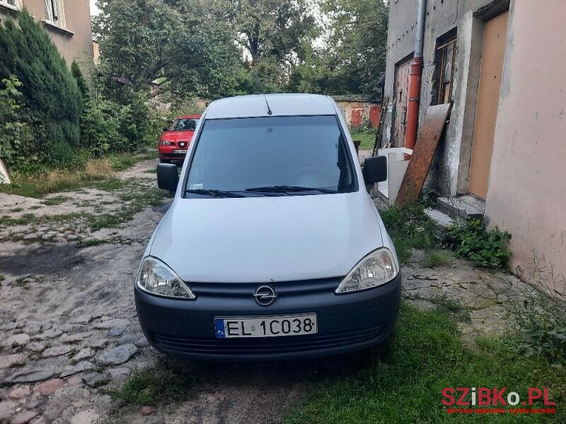 2008' Opel Combo photo #1