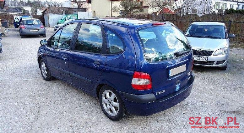 2001' Renault Scenic photo #2