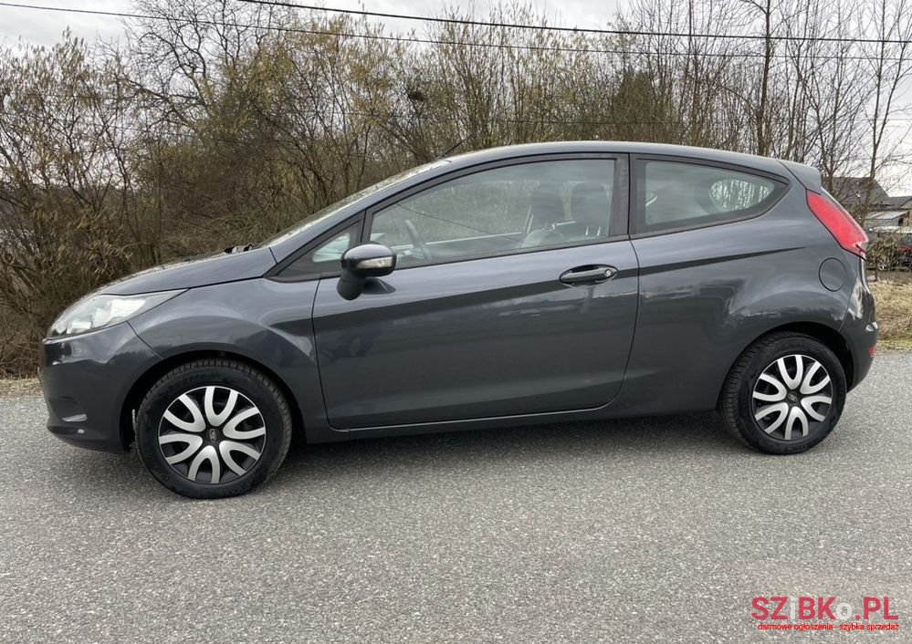 2010' Ford Fiesta 1.25 Ambiente photo #6