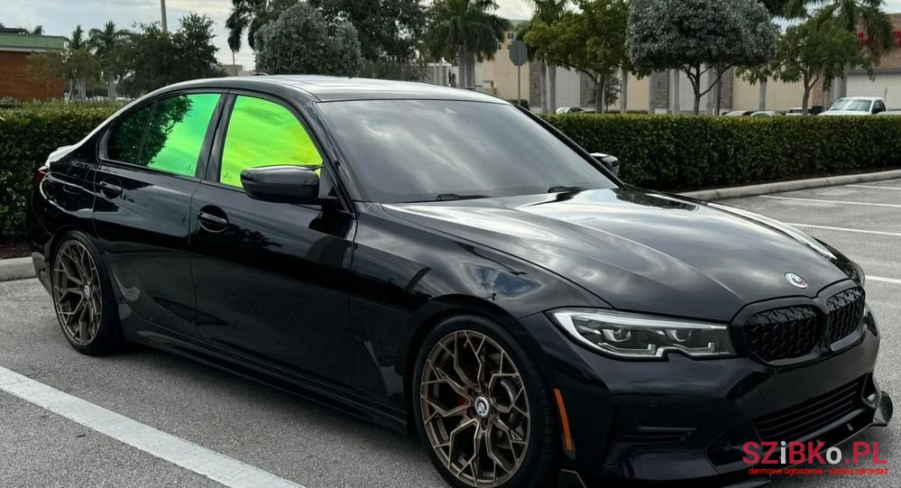 2019' BMW 3 Series photo #2