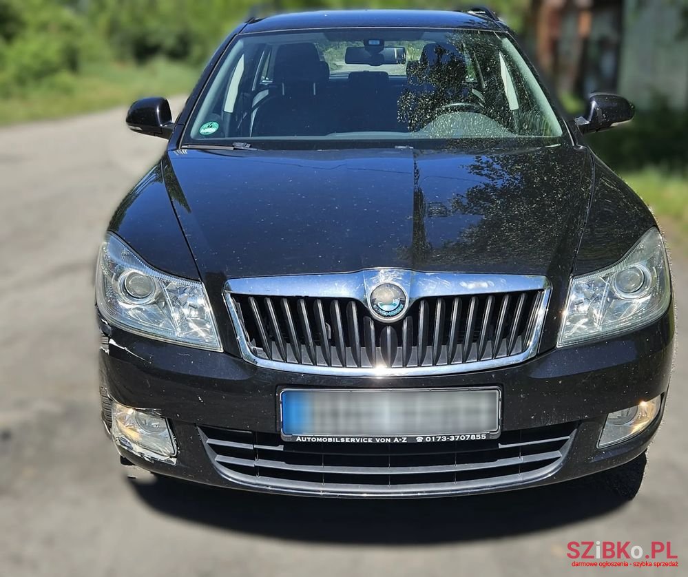 2011' Skoda Octavia 1.8 Tsi Elegance photo #1