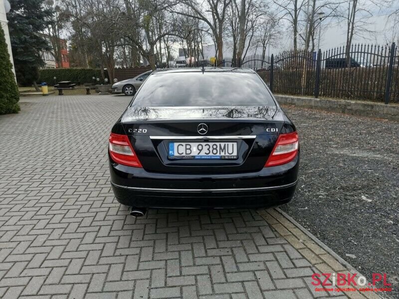 2010' Mercedes-Benz Klasa C photo #5