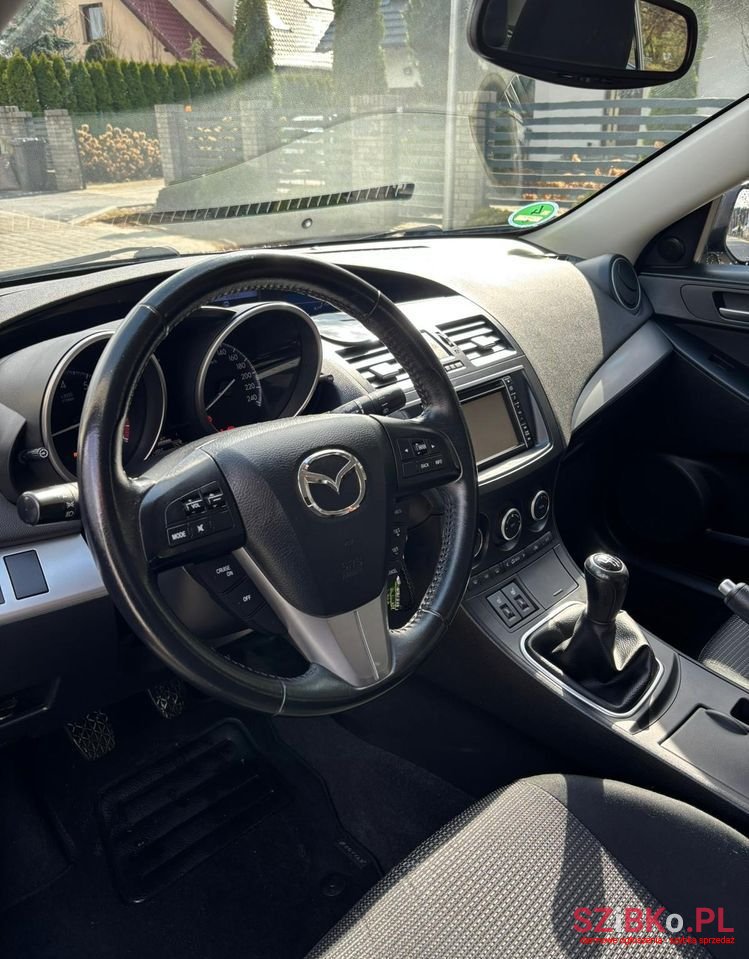 2013' Mazda 3 photo #5